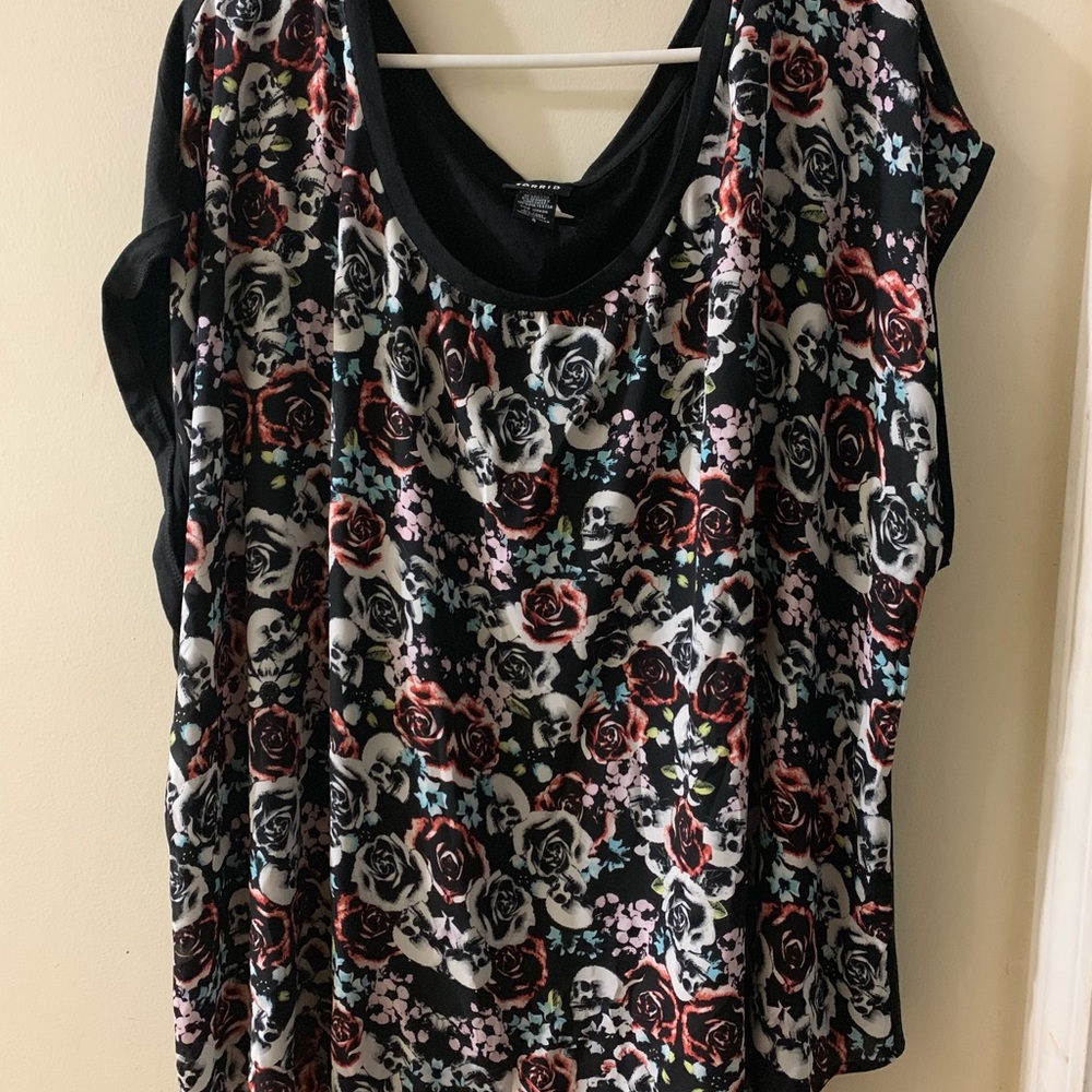 Blouse - Picture 2 of 3